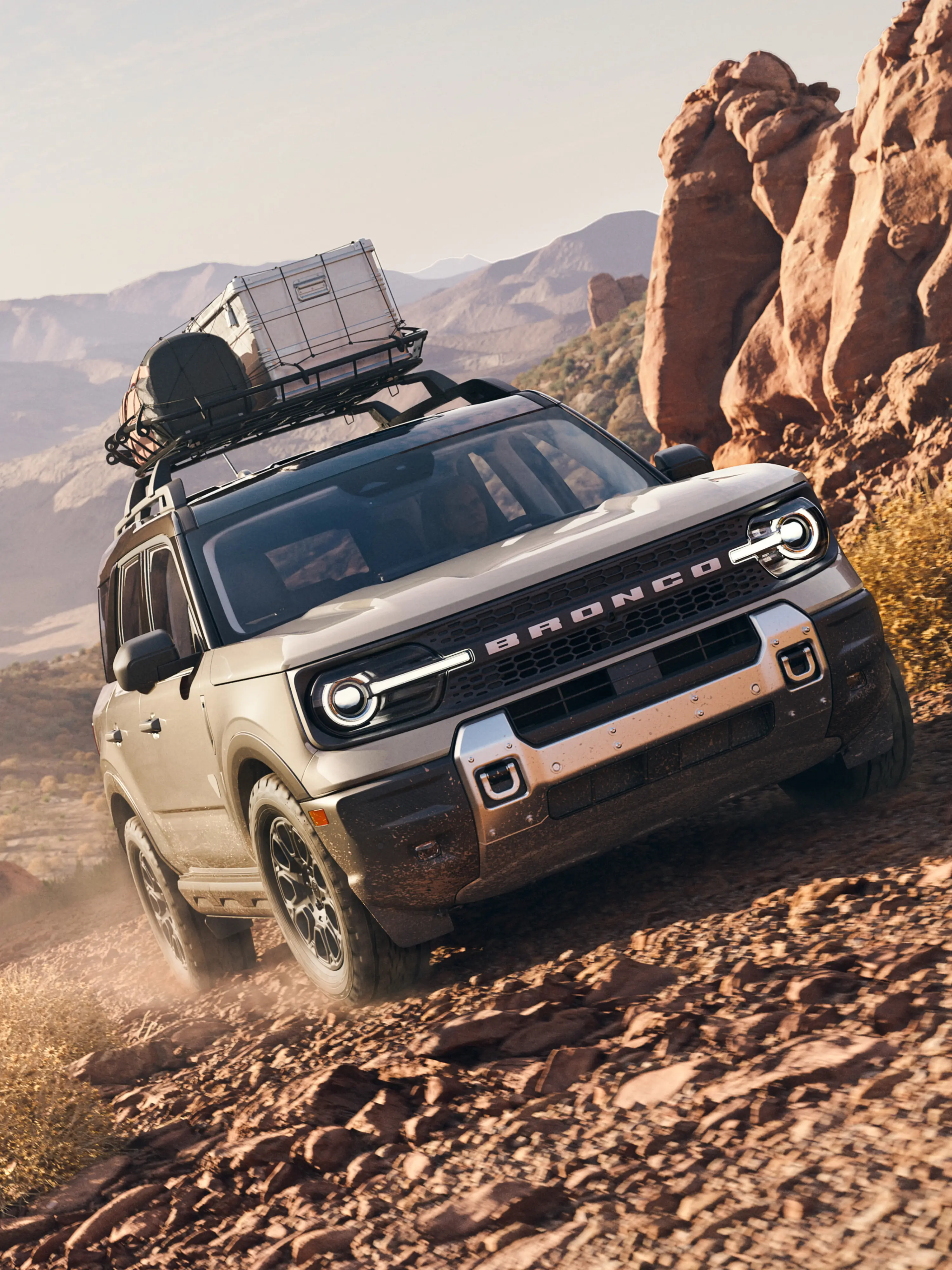 Ford Bronco Sport vista de tres cuartos con accesorios exteriores