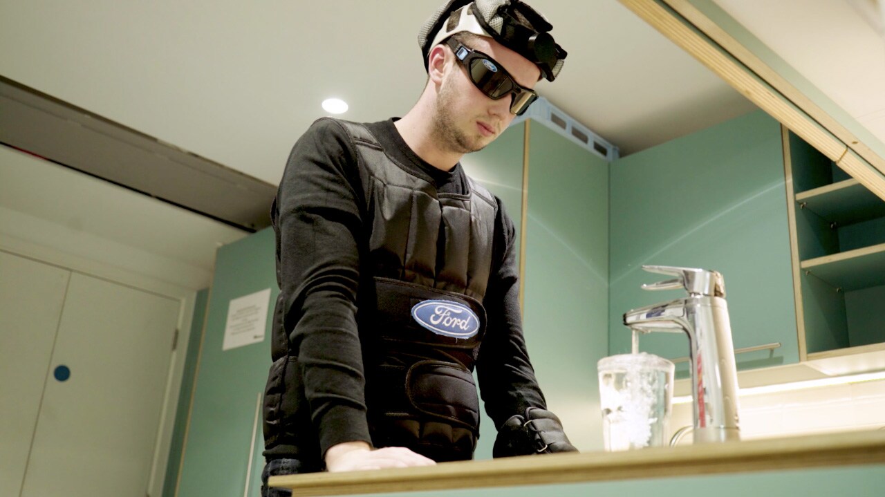 Traje de Sueño de Ford muestra los peligros de la somnolencia