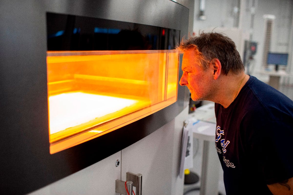 Ford trabaja con 3M, GE y UAW para incrementar la producción de respiradores para trabajadores de salud y ventiladores para pacientes con Coronavirus