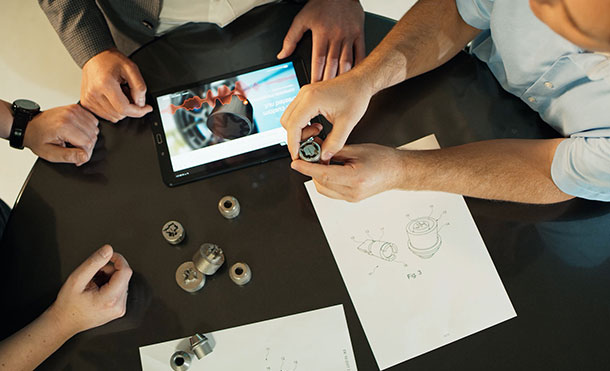 Ford utiliza la impresión 3D para fabricar tuercas de seguridad personalizadas