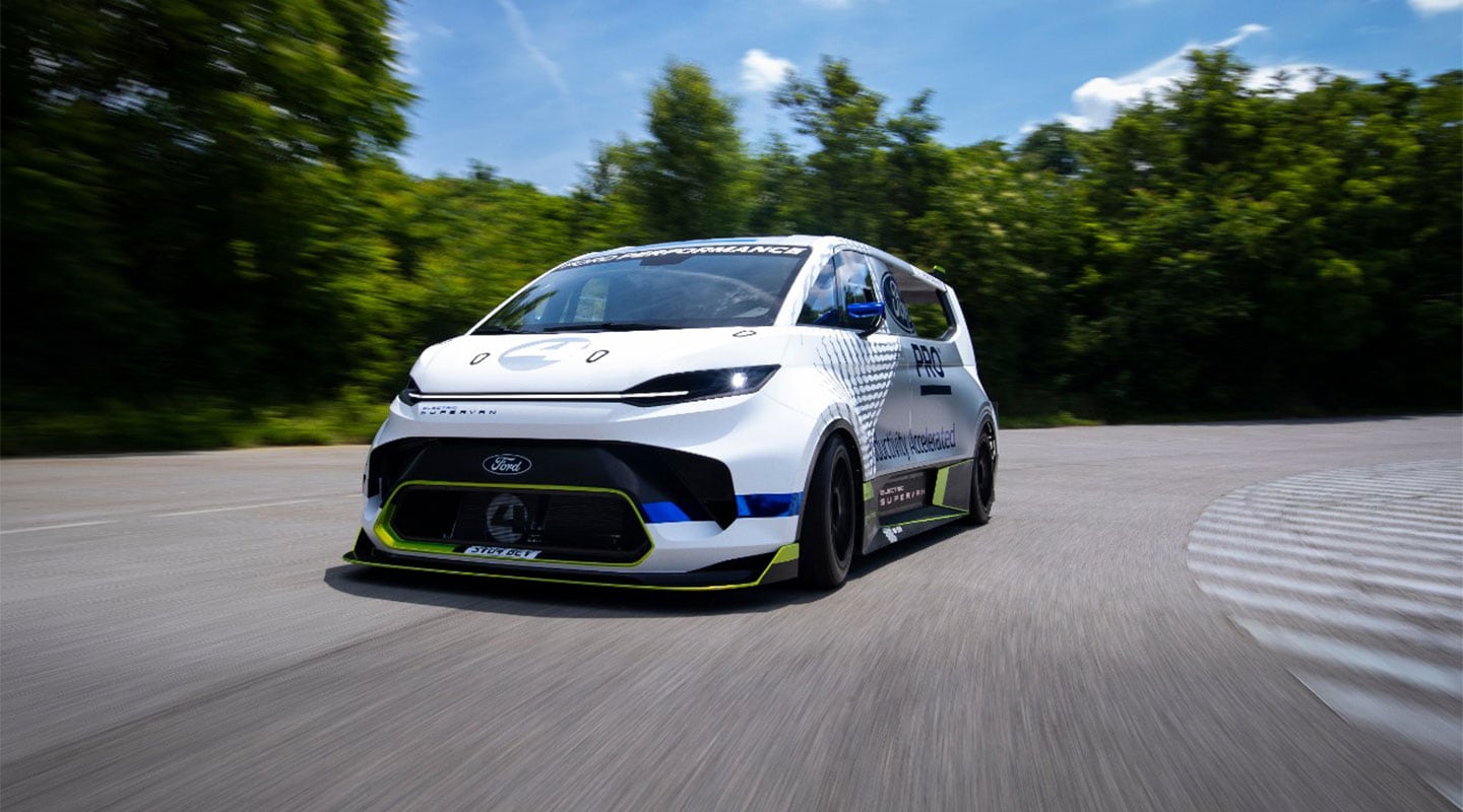 Ford presenta la SuperVan eléctrica con ingeniería avanzada