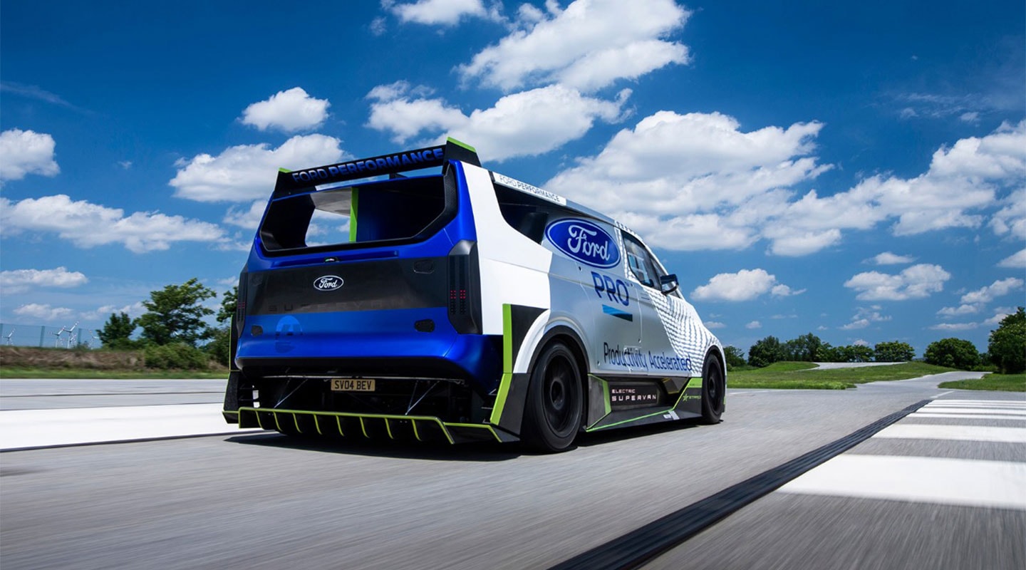 Ford presenta la SuperVan eléctrica con ingeniería avanzada