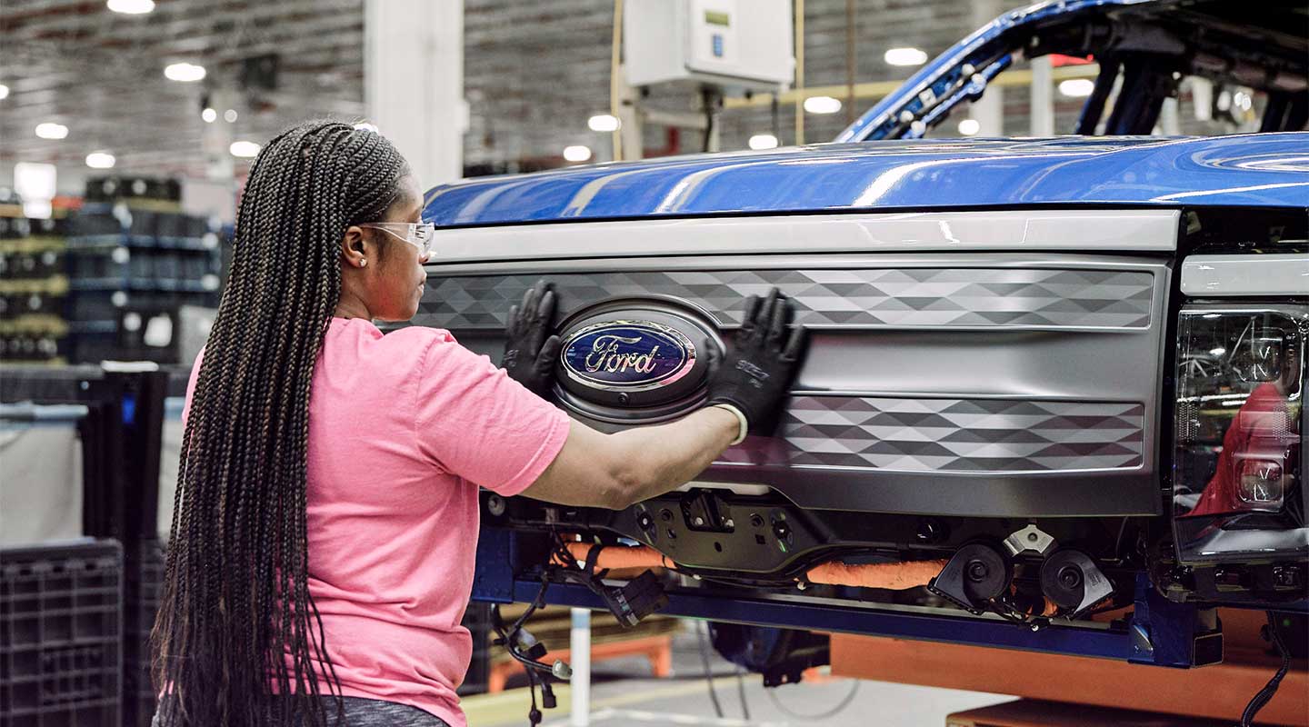 Ford se une a la Coalición First Movers para ayudar a comercializar tecnologías de carbono cero