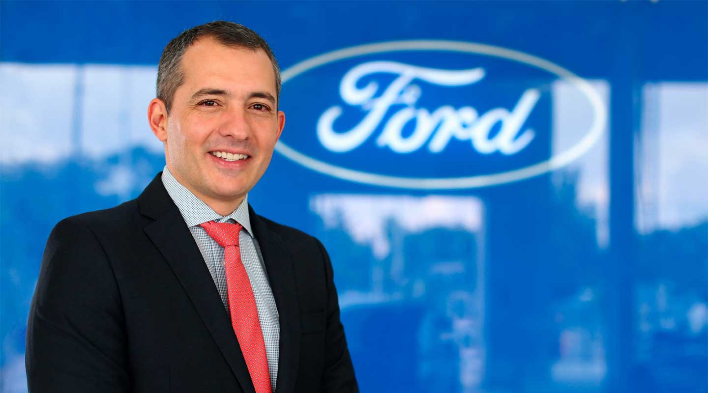 Inician las clases en programación de Ford