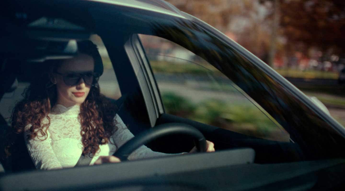 Novia al volante de la nueva Territory