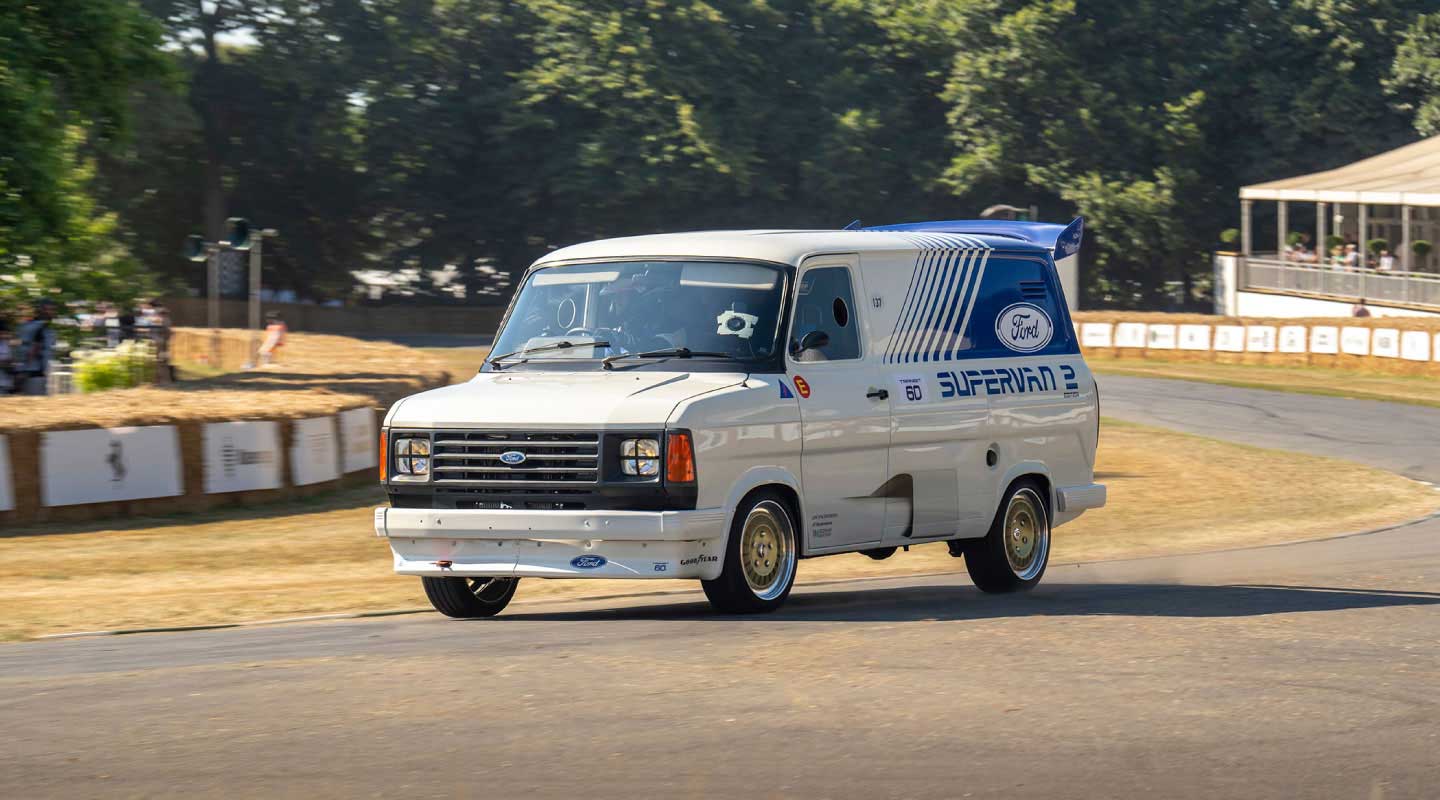 Ford exhibe las cinco generaciones de la SuperVan en el Festival de Goodwood 2025