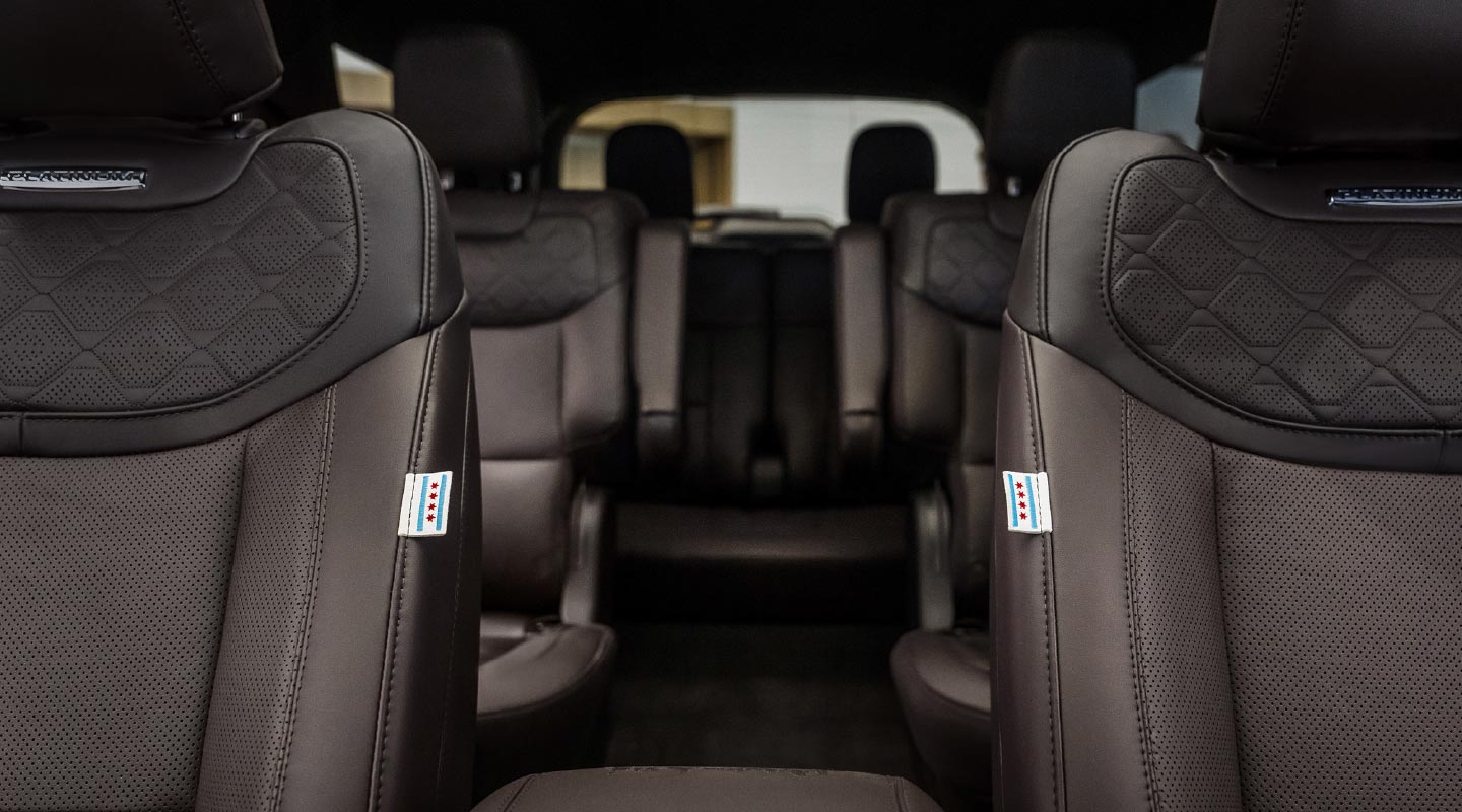 Ford crea Explorer Híbrida para Papa León XIV