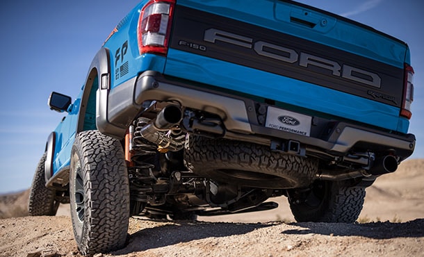 Equipamiento Performance Built Tough