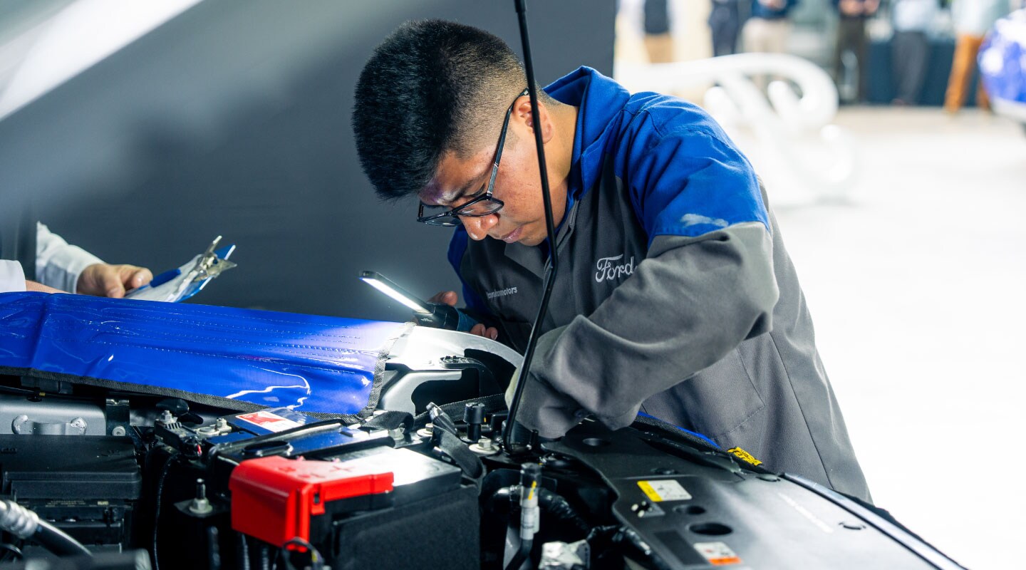 Ford Perú impulsa la excelencia de su red con la Competencia Nacional de Habilidades Técnicas 2025 