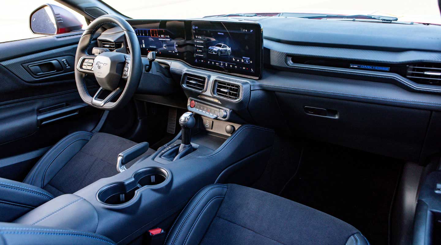 Nuevo Mustang Dark Horse