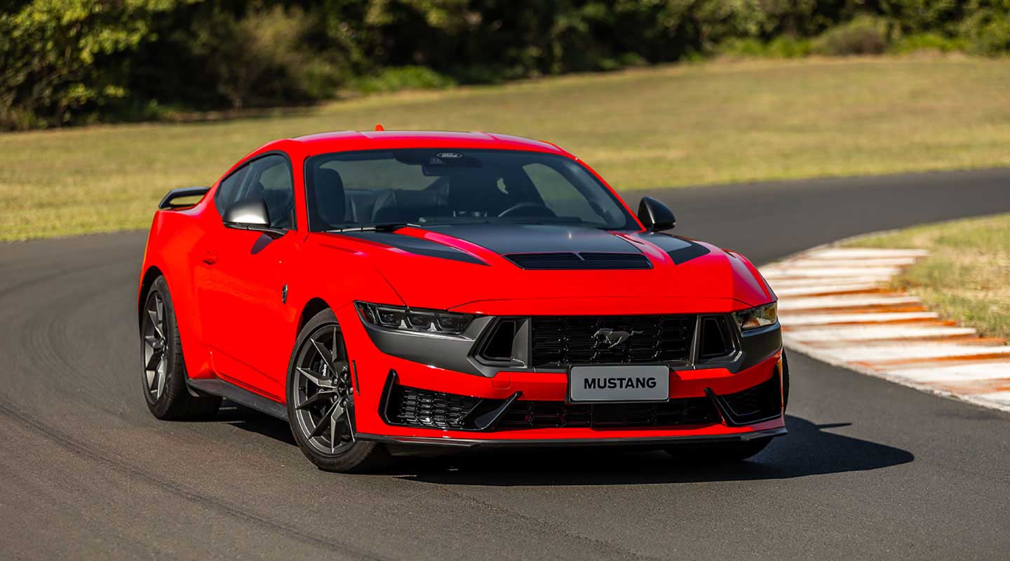 Nuevo Mustang Dark Horse