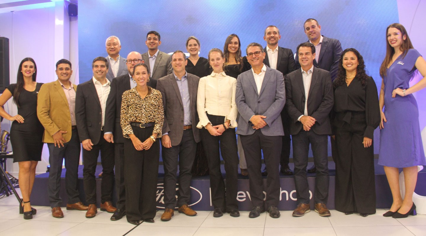 Ford y Revoshop abren nuevo concesionario en San Borja