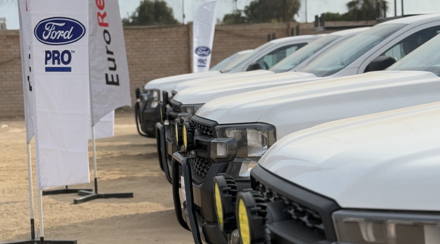 Ford PRO™ refuerza su presencia comercial con la entrega de 39 Ranger a EuroRenting 