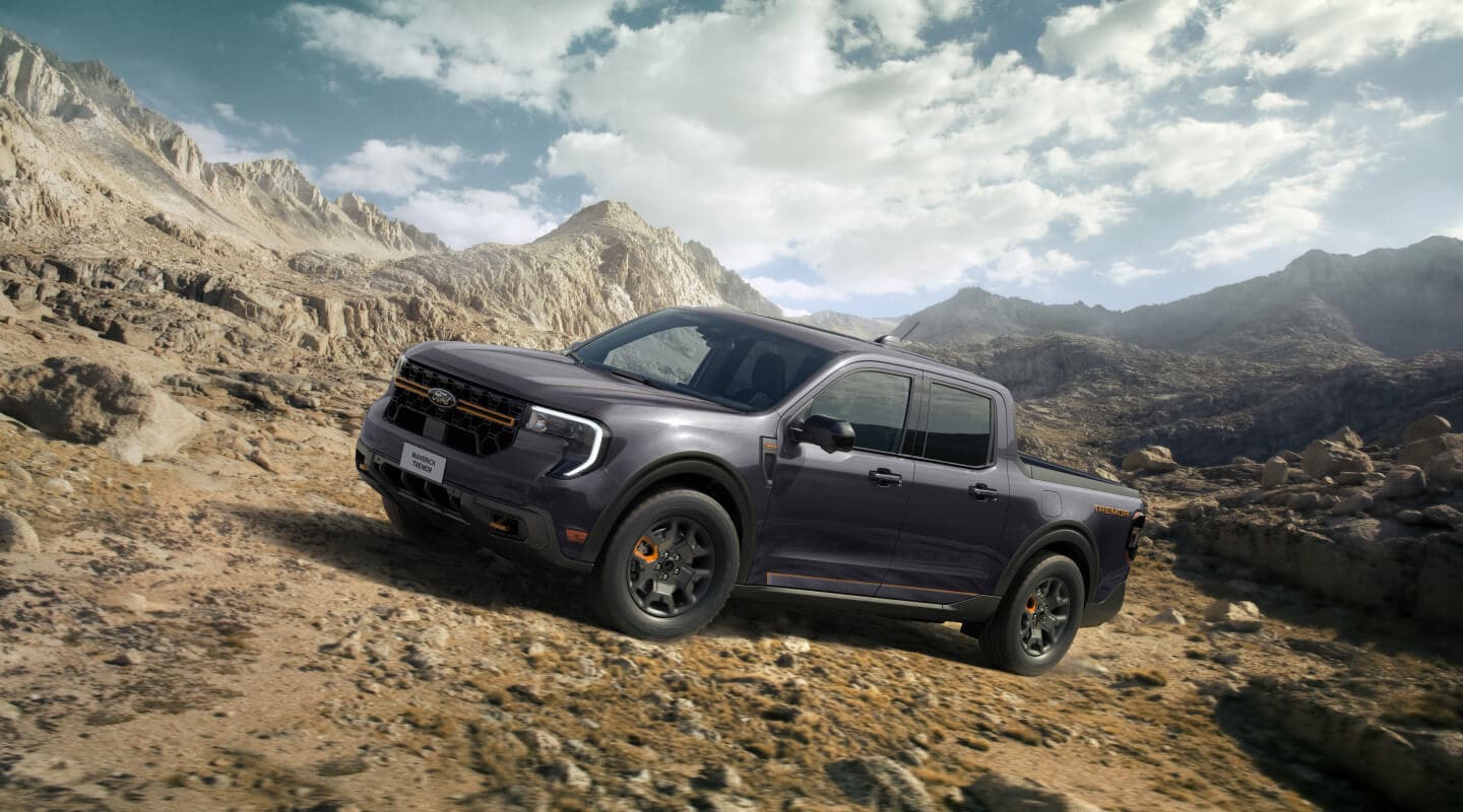 Ford pick-up Maverick en un terreno rocoso