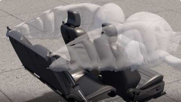 Mustang Dark Horse equipado con ocho airbags