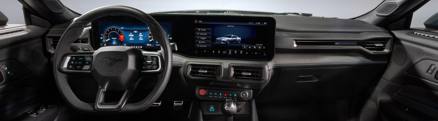 Diseño interior del Mustang Dark Horse