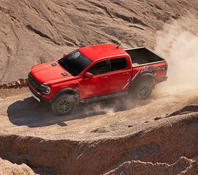 Explorá la galería - Ford Ranger Raptor parte frontal exterior.