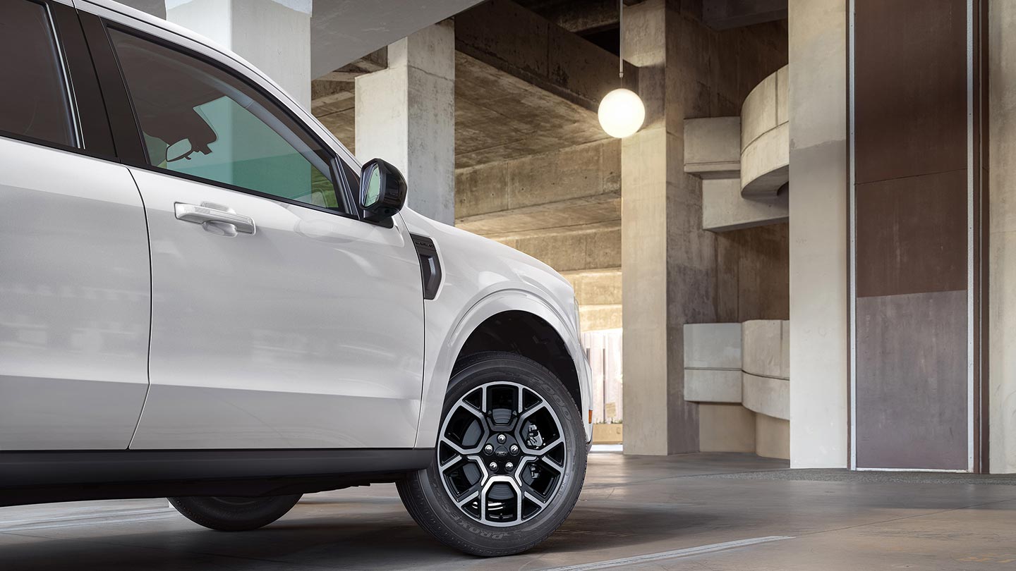 Ford Maverick con nuevo diseño de aros de 19 pulgadas