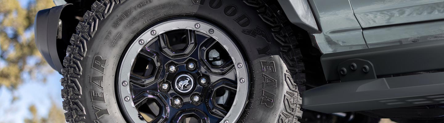 Ford Bronco con llantas de 17 pulgadas con capacidad Beadlock